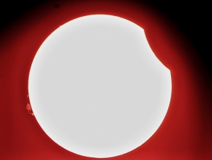 Slunce zatmění 10.6.2021 Lunt 50