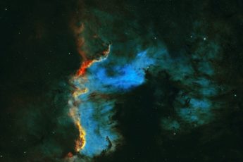 CygnusWall3HST_Luco__C3